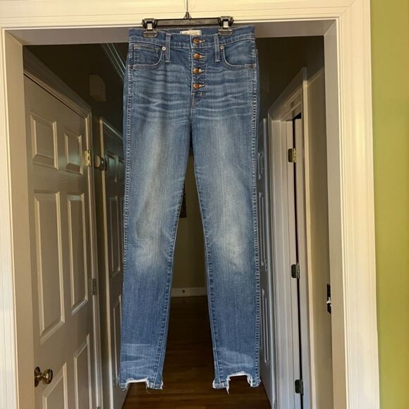 EUC Women's Madewell 10" High Rise Skinny Jeans with Chewed Hem Size 26 - Picture 4 of 5